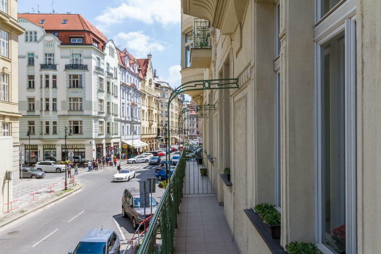 Apartment Victor Praga Exterior foto